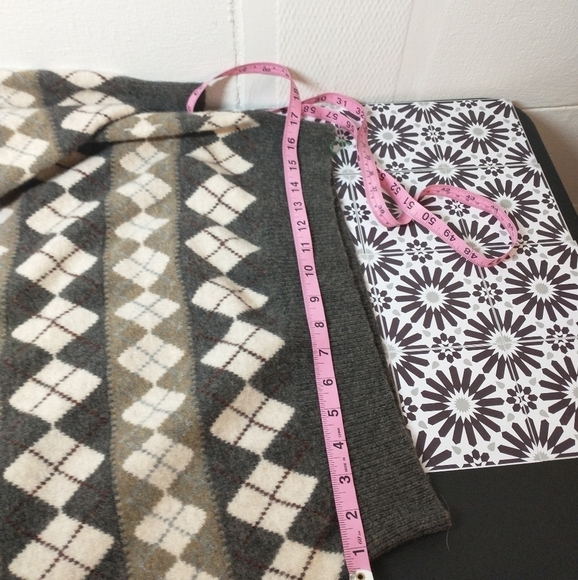 Vintage Argyle Collared 100% lambswool sweater, size M - Picture 7 of 8